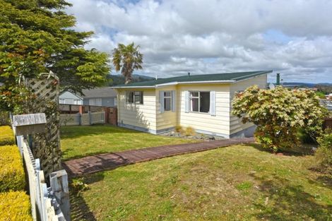 Photo of property in 113 Norana Road, Timberlea, Upper Hutt, 5018