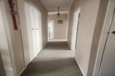 Photo of property in 80 Tiraumea Drive, Pakuranga, Auckland, 2010