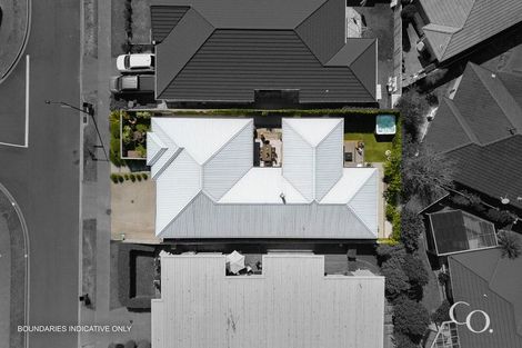 Photo of property in 35 Awatira Drive, Papamoa Beach, Papamoa, 3118