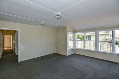 Photo of property in 7 Carisbrooke Street, Aranui, Christchurch, 8061