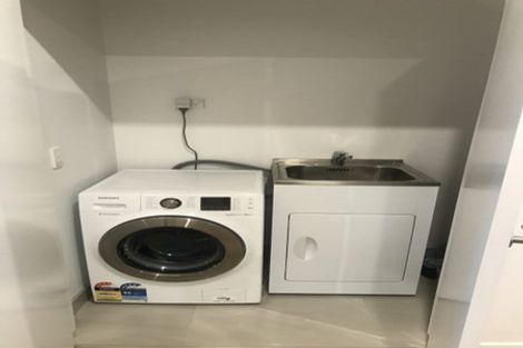 Photo of property in 33 Peihana Road, Hobsonville, Auckland, 0616