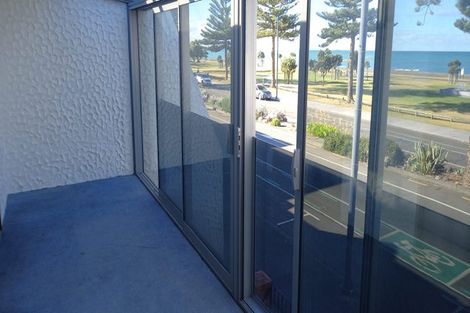 Photo of property in 455 Marine Parade, Napier South, Napier, 4110