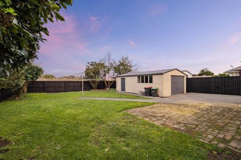 Photo of property in 102 Carisbrooke Street, Aranui, Christchurch, 8061