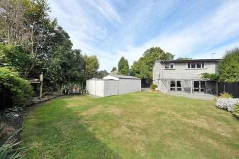 Photo of property in 35 Flay Crescent, Burnside, Christchurch, 8053