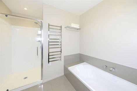 Photo of property in 8 Seagrave Place, Ilam, Christchurch, 8041