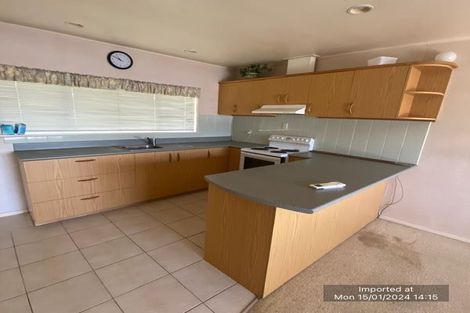 Photo of property in 5 Pinedale Place, Henderson, Auckland, 0610