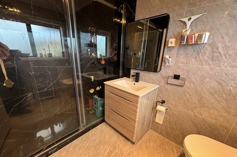 Photo of property in 2/30 Union Street, Papakura, 2110