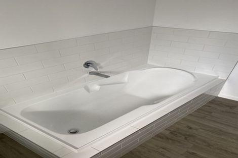 Photo of property in 13 Gilbass Avenue, Hamilton Lake, Hamilton, 3204