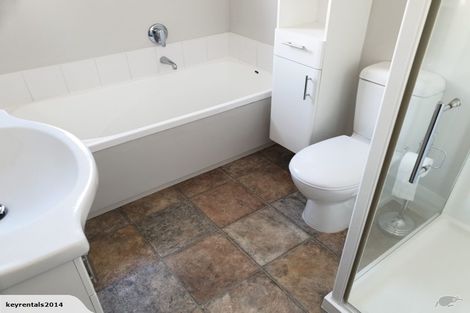 Photo of property in 4 Willoughby Street, Woburn, Lower Hutt, 5010