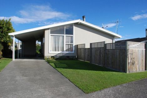 Photo of property in 28 Frickleton Street, Taradale, Napier, 4112