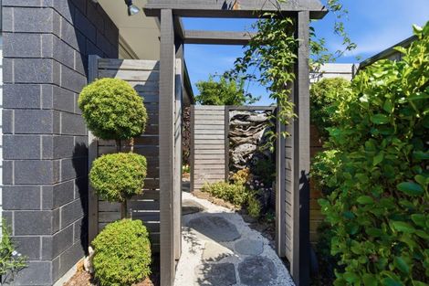 Photo of property in 1 Hanlow Place, Pyes Pa, Tauranga, 3112