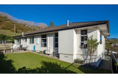 Photo of property in 9 Berkshire Place, Stoke, Nelson, 7011