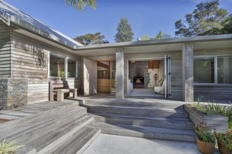 Photo of property in 56 Rewa Rewa Valley, Tairua, 3508