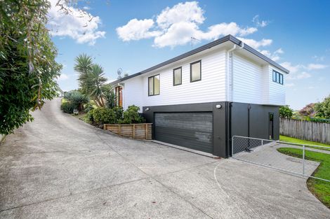 Photo of property in 20 Killygordon Place, Massey, Auckland, 0614