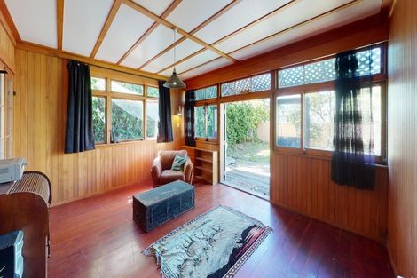 Photo of property in 7 Pirie Street, Palmerston North, 4410