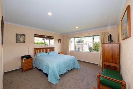Photo of property in 8 Dules Walk, Taradale, Napier, 4112