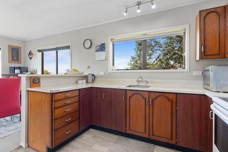 Photo of property in 822a Whangaparaoa Road, Manly, Whangaparaoa, 0930