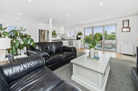 Photo of property in 31 Broadway Avenue, Waikuku Beach, 7473