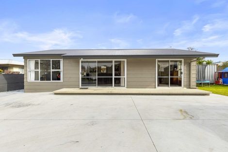 Photo of property in 44 Karen Crescent, Dinsdale, Hamilton, 3204