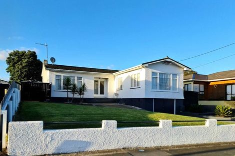 Photo of property in 77 Puriri Street, Gonville, Whanganui, 4501