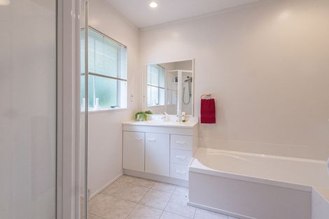 Photo of property in 4a Granfield Place, Te Kamo, Whangarei, 0112