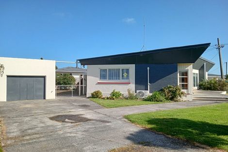 Photo of property in 79 Orawia Road, Tuatapere, 9620