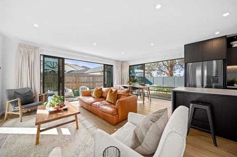 Photo of property in 24 Plains Avenue, Masterton, 5810