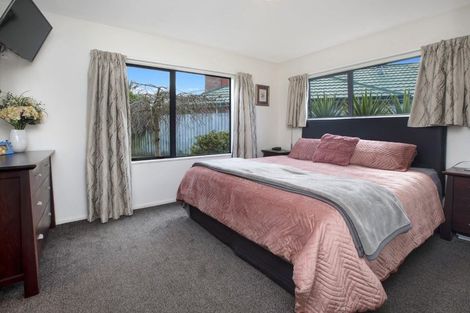 Photo of property in 5 Cockle Lane, Waimairi Beach, Christchurch, 8083