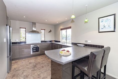 Photo of property in 2 Diana Place, Otamatea, Whanganui, 4500