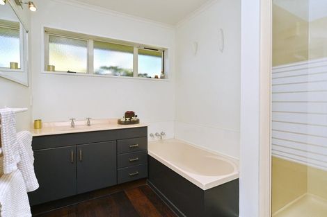 Photo of property in 10 Milesbrook Close, Rangiora, 7400