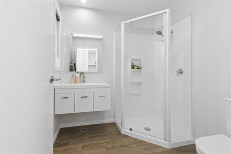 Photo of property in 2/16 Betley Crescent, Fairview Downs, Hamilton, 3214