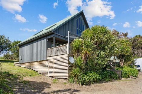 Photo of property in 10 Bay View Road, Whangarei Heads, Whangarei, 0174