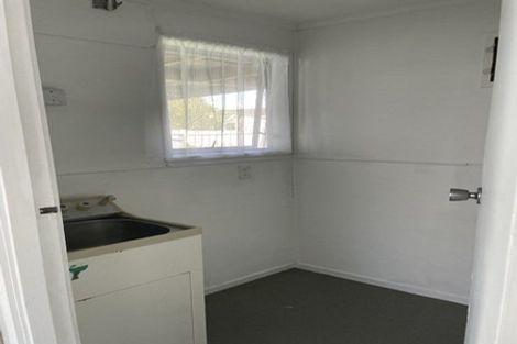 Photo of property in 27 Yearsley Place, Manurewa, Auckland, 2102