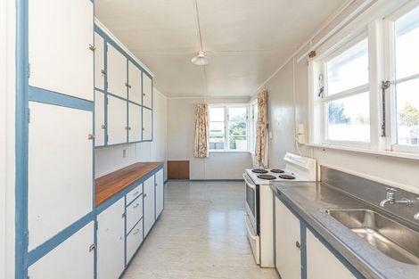 Photo of property in 6 Gordon Crescent, Marton, 4710