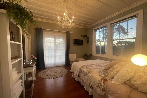 Photo of property in 23 Main Road, Raglan, 3225