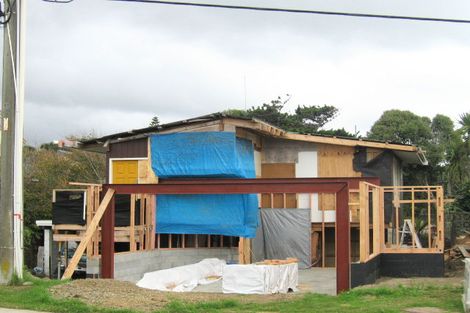 Photo of property in 4 Tahi Road, Paraparaumu Beach, Paraparaumu, 5032