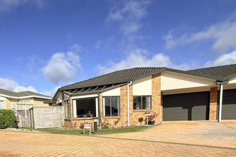 Photo of property in 9/169 Sturges Road, Henderson, Auckland, 0612
