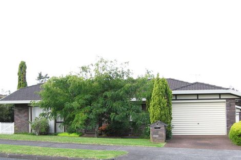Photo of property in 2/31 Dianne Louise Drive, Half Moon Bay, Auckland, 2012