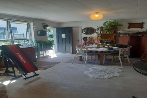 Photo of property in 7 Ranui Street, Waikawa, Picton, 7220