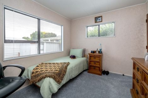 Photo of property in 8 Deller Grove, Silverstream, Upper Hutt, 5019
