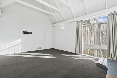 Photo of property in 451 Stokes Valley Road, Stokes Valley, Lower Hutt, 5019