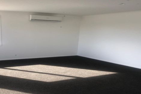 Photo of property in 16 Foley Grove, Pyes Pa, Tauranga, 3110