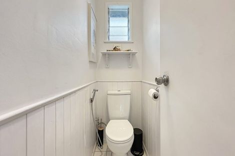 Photo of property in 1/40a Woodglen Road, Glen Eden, Auckland, 0602