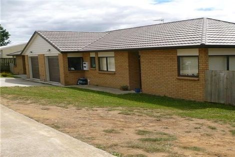 Photo of property in 70b Kayes Road, Pukekohe, 2120