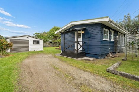 Photo of property in 3 Weggery Drive, Waikanae Beach, Waikanae, 5036