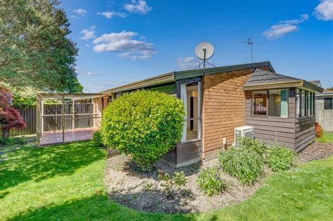 Photo of property in 2/25 Withells Road, Avonhead, Christchurch, 8042