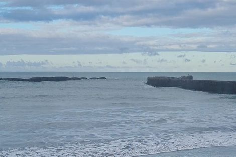 Photo of property in 16 Egmont Street, Patea, 4520