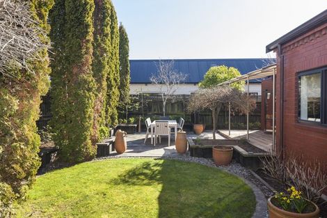 Photo of property in 9 Bretts Road, St Albans, Christchurch, 8052