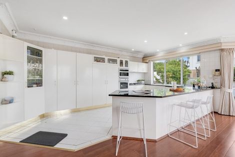 Photo of property in 35 Mccahill Views, Botany Downs, Auckland, 2010