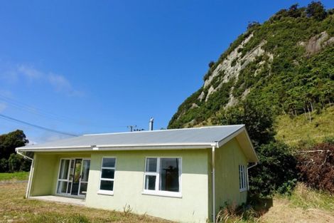 Photo of property in 6 Horncastle Crescent, Little Wanganui, Karamea, 7893